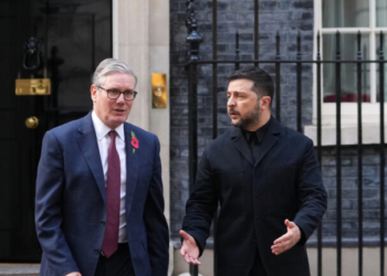 Ζελένσκι: Η Ουκρανία παρουσιάζει την Τρίτη στις ΗΠΑ το αναθεωρημένο σχέδιο - «Κανένας συμβιβασμός σε παραχώρηση εδαφών»