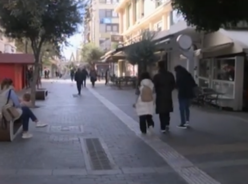 Αγορά Ηρακλείου: Η χαλαρή Κυριακή και οι προσδοκίες… των Φώτων