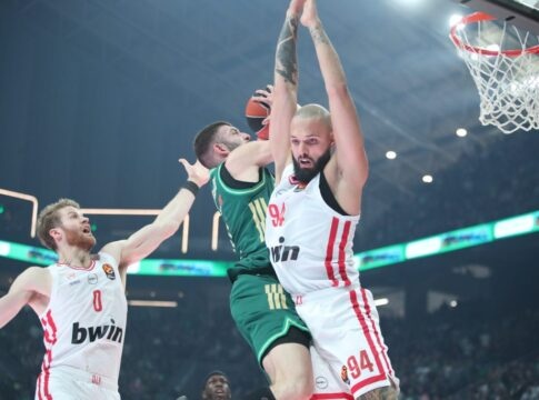 «Άλωσε» το ΟΑΚΑ ο Ολυμπιακός