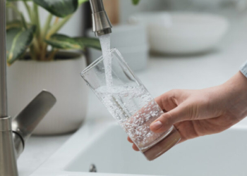 Αποκαλυπτικό ρεπορτάζ: Χωρίς πόσιμο νερό για ακόμη μία φορά η Αίγινα