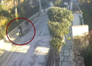 Αποκλειστικό βίντεο από τη διαφυγή των δραστών που πήραν 600.000 ευρώ προσποιούμενοι υπαλλήλους του ΔΕΔΔΗΕ