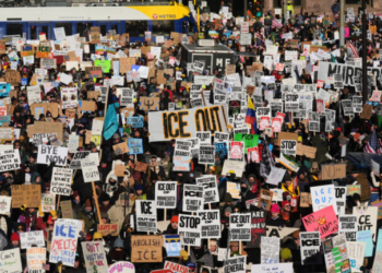 Χιλιάδες Αμερικανοί βγήκαν στους δρόμους κατά της ICE