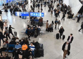 Χρ. Δήμας για το πρόβλημα στο FIR Αθηνών: Σε εξέλιξη ΕΔΕ - Θα πέσουν κεφάλια