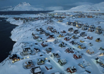 Δανία: Δεν υπάρχουν κινεζικά ή ρωσικά πλοία κοντά στη Γροιλανδία