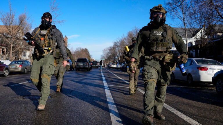Δικαστική απόφαση επιβάλει περιορισμούς στην αστυνομία μετανάστευσης (ICE) στη Μινεσότα