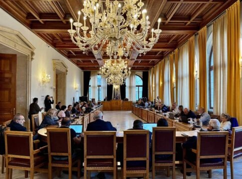 Δήμος Ηρακλείου: Ο ανασχηματισμός καθυστερεί τις αποφάσεις για τα δημοτικά τέλη