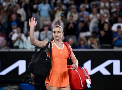 «Είσαι στο μυαλό κάτι μαγικό» τραγούδησαν στην Σάκκαρη οι Ελληνες της Μελβούρνης