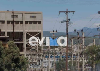 Έκρηξη σε υποσταθμό του ΔΕΔΔΗΕ στo Αλιβέρι της Εύβοιας - Χωρίς ρεύμα σπίτια και επιχειρήσεις