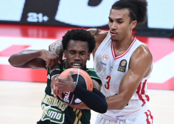 Euroleague: Χωρίς Γουόρντ ο Ολυμπιακός στο ντέρμπι με τον Παναθηναϊκό