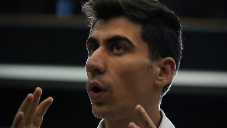 Φειδίας Παναγιώτου: Δημόσια συγγνώμη για τα προσβλητικά σχόλια κατά των Παραολυμπιονικών - Δείτε βίντεο