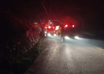 Φωτιά στην Κίσσαμο: Μεγάλη “μάχη” των Πυροσβεστών απέναντι σε φλόγες και ισχυρούς ανέμους