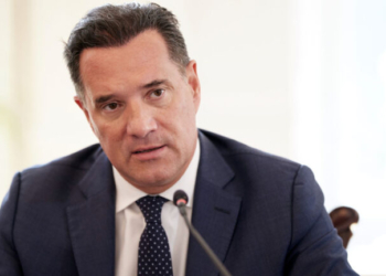 Γεωργιάδης για τροχαίο δυστύχημα στη Ρουμανία: Έχουν συνείδηση οι τρεις τραυματίες