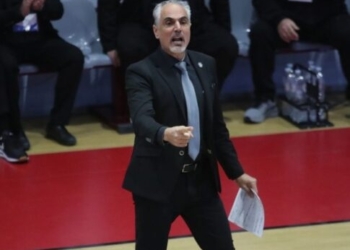 Γιάννης Καλμαζίδης: «Πρέπει να παίξουμε καλύτερα, για να πάρουμε αποτέλεσμα στη Σύρο»