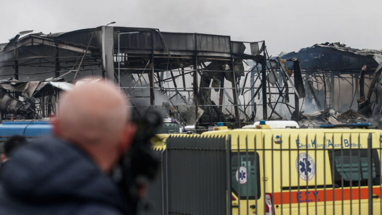 ΓΣΕΕ για τραγωδία στα Τρίκαλα: Να διερευνηθούν σε βάθος τα ακριβή αίτια