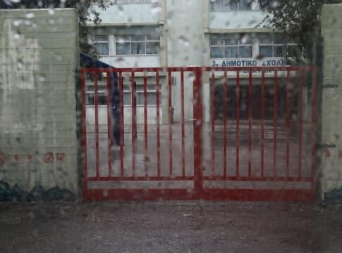 H κακοκαιρία “κλείνει” σχολεία και στην Κρήτη – Χωρίς ρεύμα πολλές περιοχές