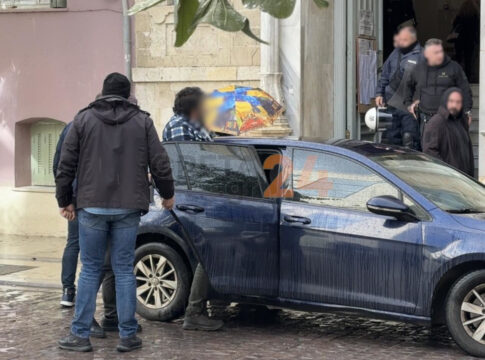 Hράκλειο: Προφυλακίστηκε ο 54χρονος που κατηγορείται ότι βίαζε τις κόρες του – «Πουθενά δεν φταίω, με φάγανε»