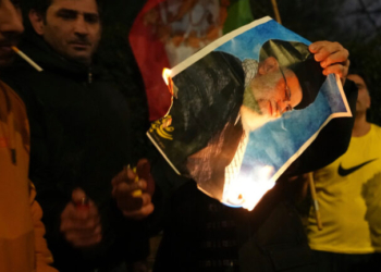 Η G7 απειλεί την Τεχεράνη με «πρόσθετα περιοριστικά μέτρα» εάν συνεχιστεί η καταστολή των διαδηλώσεων