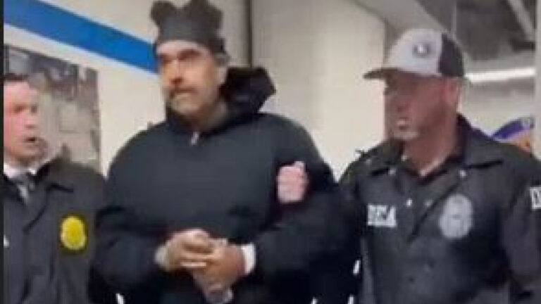 ΗΠΑ: Τη Δευτέρα στο ομοσπονδιακό δικαστήριο ο Νικολάς Μαδούρο