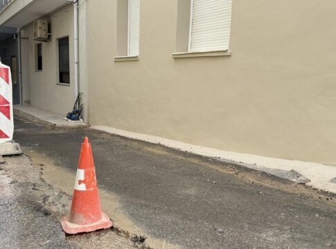 Ηράκλειο: “Κίτρινη κάρτα” από τον Δήμο σε εταιρείες κατασκευής δικτύων οπτικών ινών