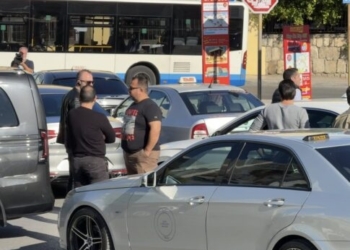 Ηράκλειο: Συνεχίζεται για 2η ημέρα η απεργία των ταξί με πορεία προς την Αποκεντρωμένη Διοίκηση Κρήτης