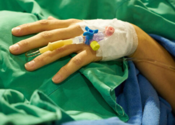 Ηράκλειο: Βγήκε από τη ΜΕΘ η γιατρός με την μηνιγγίτιδα