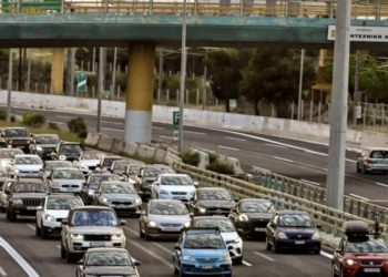 Καμπανάκι για οδηγούς: Πάνω από 80.000 ειδοποιητήρια για ανασφάλιστα οχήματα και απλήρωτα τέλη