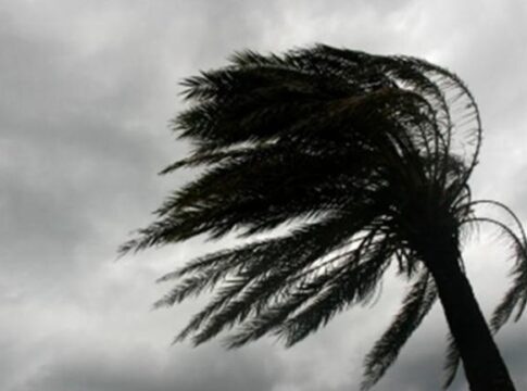 Καιρός: Επιμένουν οι νοτιάδες στην Κρήτη