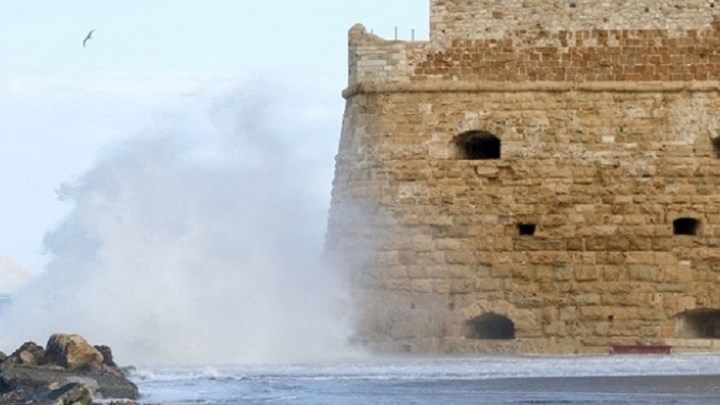 Καιρός: Συννεφιά στην Κρήτη – Ισχυροί νοτιάδες από το από το μεσημέρι