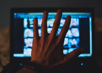 Κάθειρξη έξι ετών σε 20χρονο για υλικό παιδικής πορνογραφίας