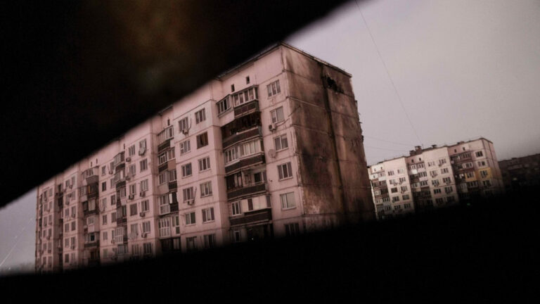 Κίεβο: Περισσότερες από 1.000 πολυκατοικίες παραμένουν χωρίς ρεύμα και θέρμανση