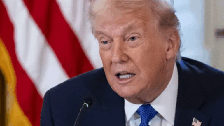 Κλιμακώνει ο Τραμπ για Κούβα - Θα επιβάλει δασμούς σε χώρες που της παρέχουν πετρέλαιο