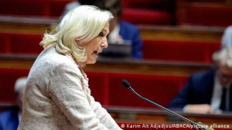 Κρίνεται το πολιτικό μέλλον της Λεπέν