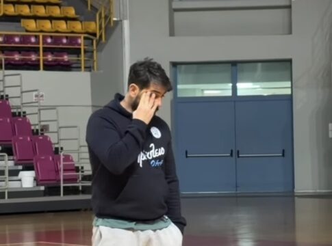 «Λύγισε» ο Αλέξανδρος Πετράκης στην τελευταία προπόνηση με το Ηράκλειο (βίντεο)