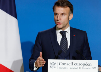 Μακρόν: Αν η απειλή Τραμπ υλοποιηθεί, η Ευρώπη θα απαντήσει συντονισμένα