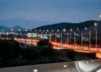 Με δυσκολίες και μεγάλες καθυστερήσεις η κυκλοφορία στην Εθνική Λαμίας-Αθήνας