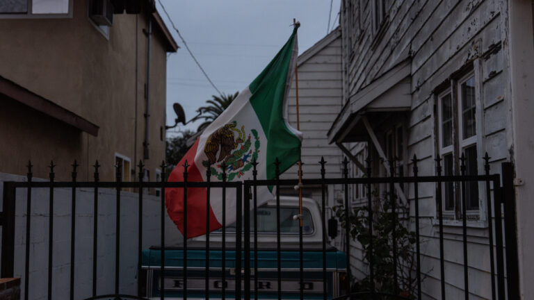 Μεξικό: «Κυρίαρχη απόφαση» η παράδοση πετρελαίου στην Κούβα