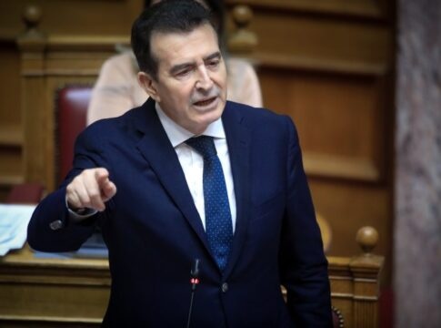 Μιχ. Χρυσοχοΐδης για όπλα: Περιθώριο τεσσάρων μηνών για να τα παραδώσουν οι Κρητικοί