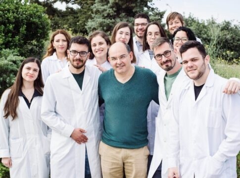 Νέα Έρευνα του ΙΤΕ – Πανεπιστημίου Κρήτης: Η πιο άφθονη πρωτεΐνη στο αίμα ασπίδα ενάντια σε θανατηφόρες μυκητιάσεις