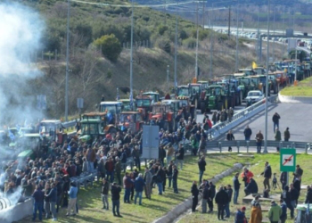 Νέα σύσκεψη σήμερα κυβερνητικού κλιμακίου με εκπροσώπους των αγροτών