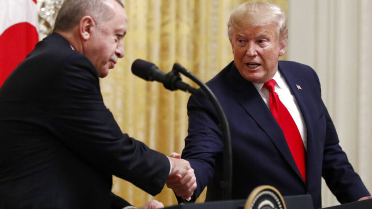 Ο Ερντογάν ανακοίνωσε ότι θα επικοινωνήσει με τον Τραμπ τη Δευτέρα - «Φαραώ ο Νετανιάχου»