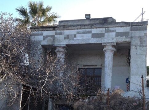 O κρίσιμος ρόλος της Λίνας Μενδώνη στο θέμα του Ηρώου