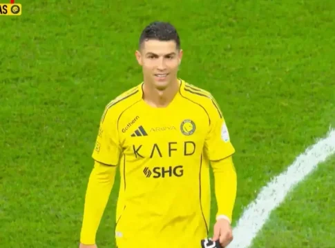 Ο Κριστιάνο Ρονάλντο δεν το πίστευε ότι έγινε αλλαγή ενώ η Αλ Νασρ έχανε: «Απίστευτο» μονολογούσε βγαίνοντας από το γήπεδο