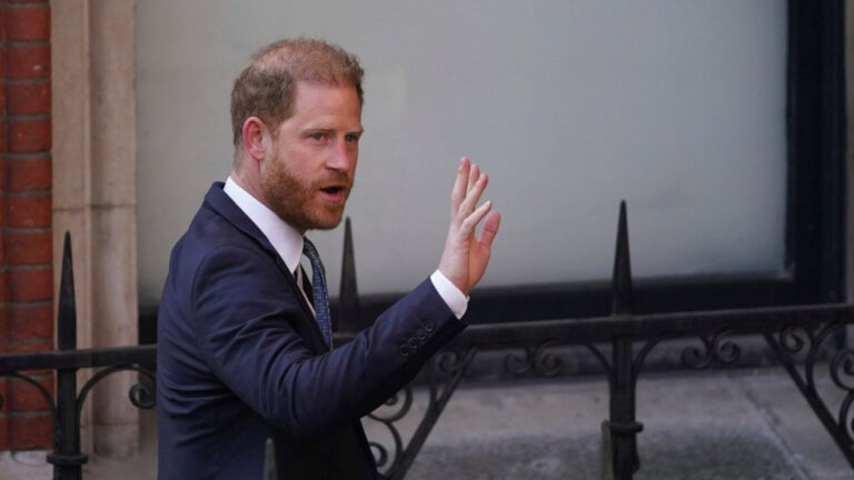 Ο Πρίγκιπας Χάρι απαντά στον Τραμπ για το Αφγανιστάν: Η Βρετανία έχασε 457 στρατιωτικούς, οι θυσίες αξίζουν σεβασμό