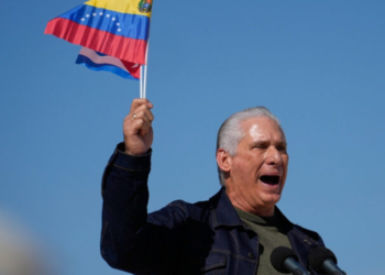 Ο πρόεδρος της Κούβας απαντά στον Τραμπ: «Έτοιμοι να υπερασπιστούμε την πατρίδα»