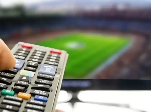 Οι αθλητικές μεταδόσεις της ημέρας: Πού θα δείτε Ατρόμητος-Ολυμπιακός και Παναιτωλικός-ΠΑΟΚ