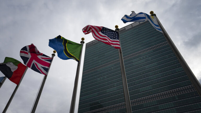 Οι ΗΠΑ αποσύρονται από συνθήκη και επιστημονική επιτροπή αναφοράς για το κλίμα