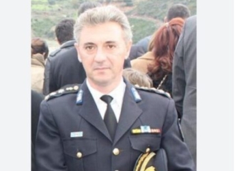 Οι πυροσβέστες των Χανίων αποχαιρετούν τον Χρήστο Μπουραντά