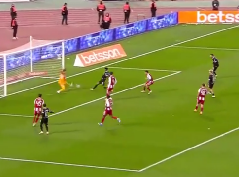 Ολυμπιακός – ΟΦΗ: Η τεράστια επέμβαση του Τζολάκη σε εξ επαφής πλασέ του Σαλσέδο