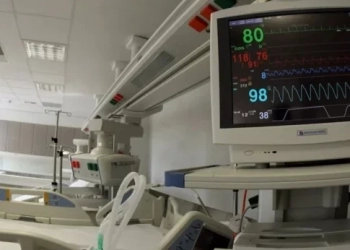 ΠΑΓΝΗ: Διασωληνωμένη και σε σταθερή κατάσταση η γιατρός με την μηνιγγίτιδα