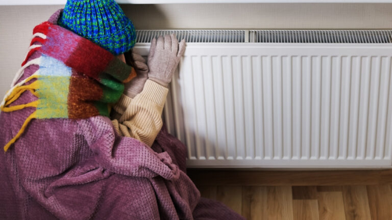 Ποια είναι η ιδανική θερμοκρασία για την υγεία μας στο σπίτι και στο γραφείο